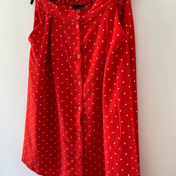 Monki Polkadot midi dress in red. ❤️ - Picture 3 of 3